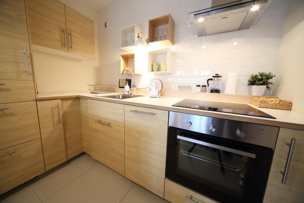 Old Town Friendhouse Apartments Krakow Room photo